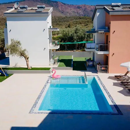 Sotiris Luxury Villa