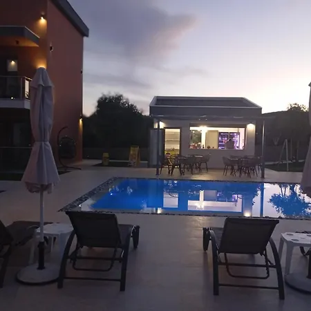 Sotiris Luxury * Limenária